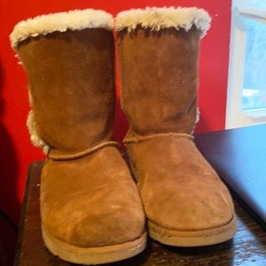 Off brand Ugg’s